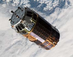 写真2－5－7：国際宇宙ステーション（ISS）に接近する宇宙ステーション補給機「こうのとり」2号機